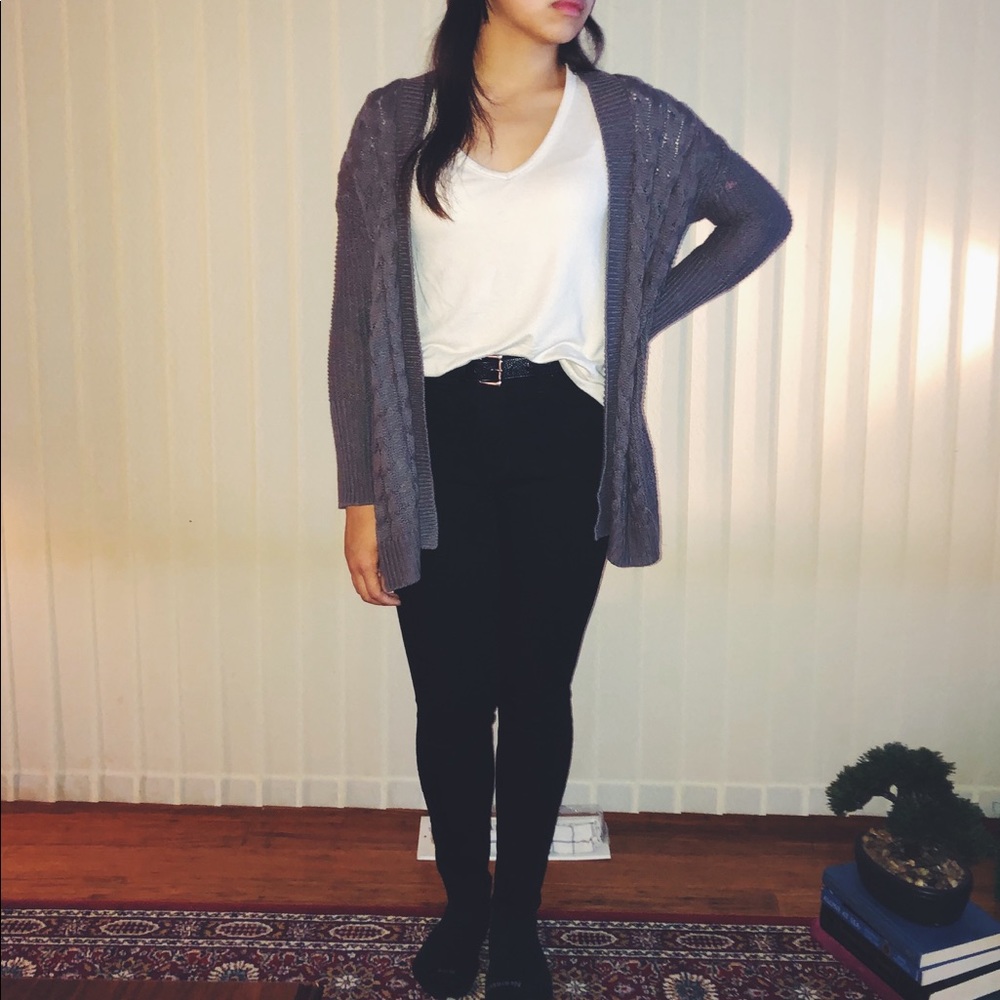 Old Navy || Gray Cable Knit Cardigan